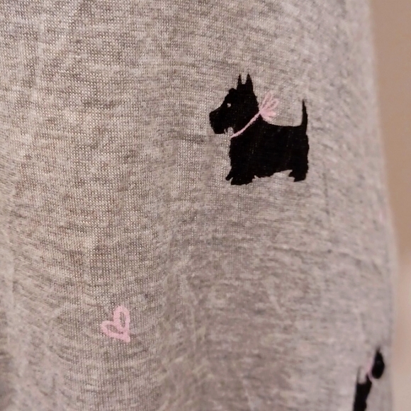 Laura Ashley Scottie Dog V Neck Sleep Shirt- Sz. Med - Picture 5 of 7